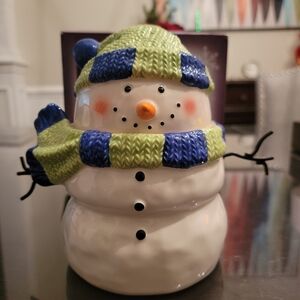 Scentsy Snowman Warmer with Blue and Green Scarf RETIRED